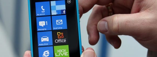Vuoi provare il nuovo Nokia Lumia 800 per 5 giorni?