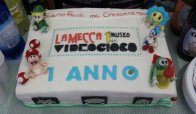 La Mecca compie un anno
