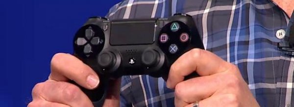 [UPDATE] PS4: in un video il design della console, ma  fake