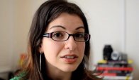 Le donne come decorazioni nel nuovo documentario di Anita Sarkeesian