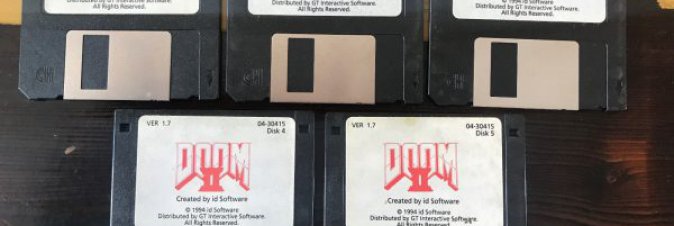 John Romero mette in vendita la sua copia di Doom 2
