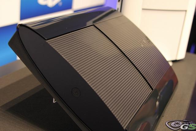 PlayStation 3 super-slim - Immagine 65667
