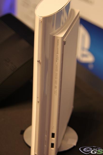 PlayStation 3 super-slim - Immagine 65669