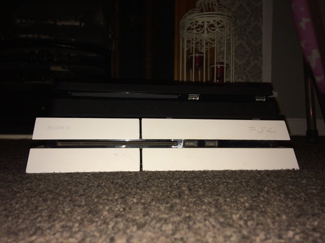 PlayStation 4 Slim - Immagine 191098