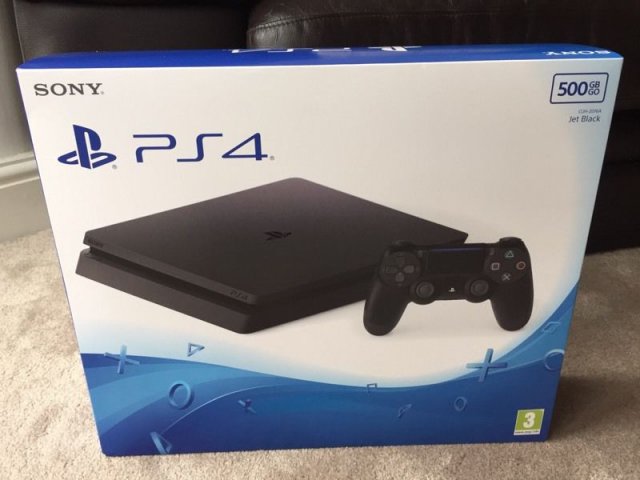 PlayStation 4 Slim - Immagine 191101