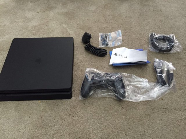 PlayStation 4 Slim - Immagine 191107